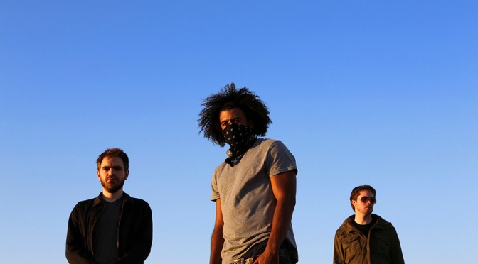 Watch: clipping. – “Story 2”